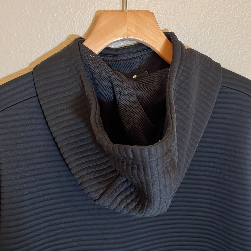 Nike Dri-Fit Black Pullover Hoodie Sweatshirt - Picture 8 of 13